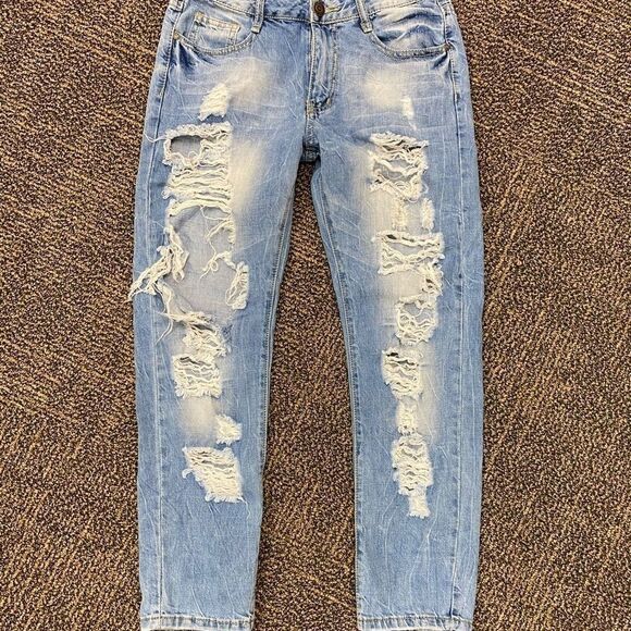 Machine Novelle Mode‎ Low Rise Ripped Capris - Picture 7 of 7